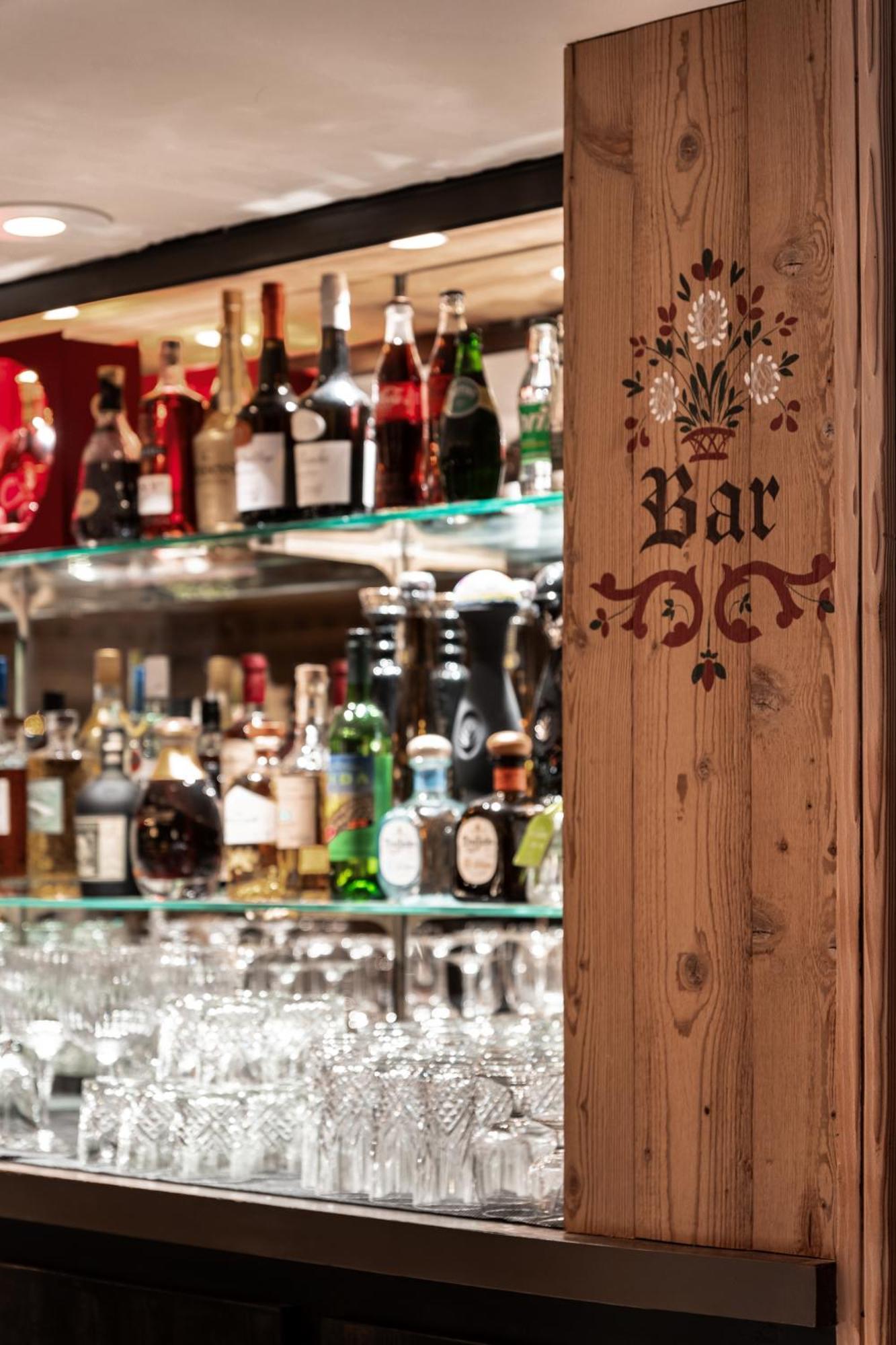 Alpes Hotel Du Pralong Куршевель Экстерьер фото